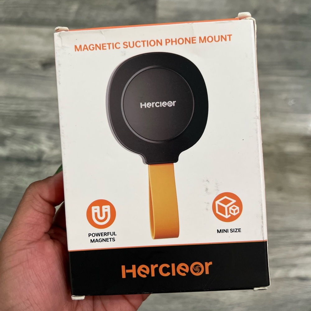 Hercleor Magnetic Suction Phone Mount